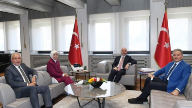 AK Parti heyetinden Ulaştırma ve Altyapı Bakanı Adil Karaismailoğlu’na ziyaret