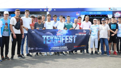 Başkan Güder Gençlerin Teknofest Gezisi Talebini Geri Çevirmedi