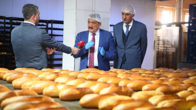 Gürkan,Ekmek Fabrikamızın Fırıncılarımıza Rakip Olarak Algılanmaması Lazım