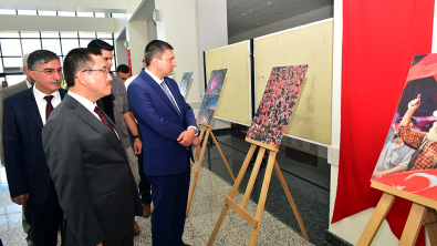 İnönü Üniversitesinde Bayrak Uğruna Türkiye Aşkına Temalı Konferans ve Sergi