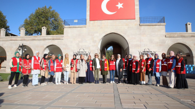 Kızılay’ın Gönüllü Üyelerine Başkan Güder’den Gezi Turu Jesti