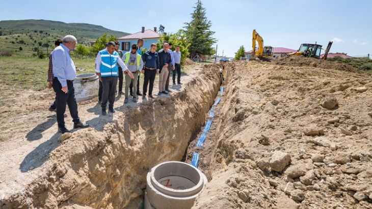 Akçadağ Kepez’e İlk Kez Kanalizasyon Hattı Yapılıyor