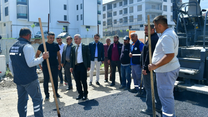 Başkan Çınar, İlyas Mahallemizin Yollarını Konforlu Bir Görüntüye Kavuşturuyoruz