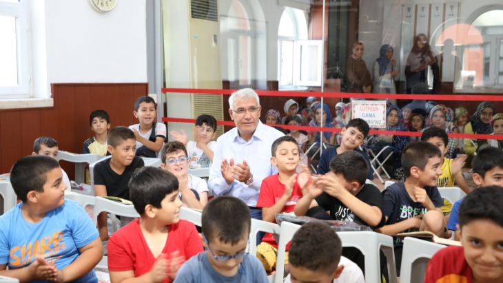 Başkan Güder, Yaz Kur'an Kursu Öğrencilerini Ziyaret Etti