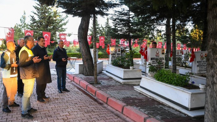 Başkan Gürkan Vatandaşlarla Bayramlaştı