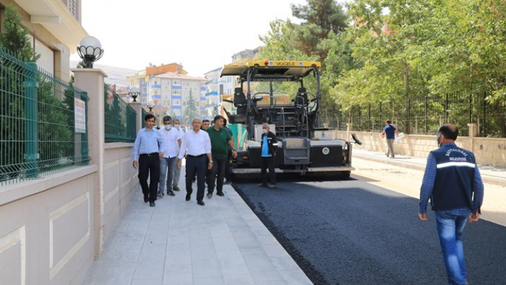 Battalgazi Belediyesi’nden Çöşnük’e Konforlu Yol Hizmeti