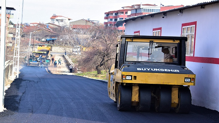 Battalgazi Mahallesi’nde Asfalt Çalışmalarına Başlandı