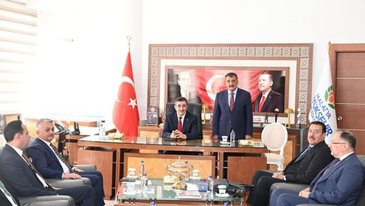 Cumhurbaşkanı Yardımcısı Cevdet Yılmaz’dan Başkan Gürkan’a Ziyaret