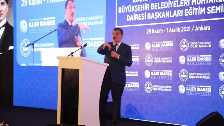 El Ele Vererek Mahallemizi Ve Şehrimizi İleri Götürmenin Çabası İçerisinde Olacağız