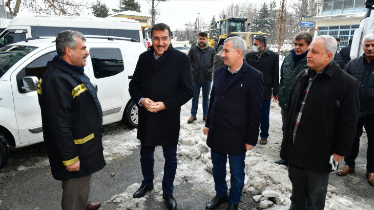 Esnaflarımızın Sağlıklı Bir Ortamda Ticaretini Sürdürmesi İçin Tüm Önlemleri Alıyoruz