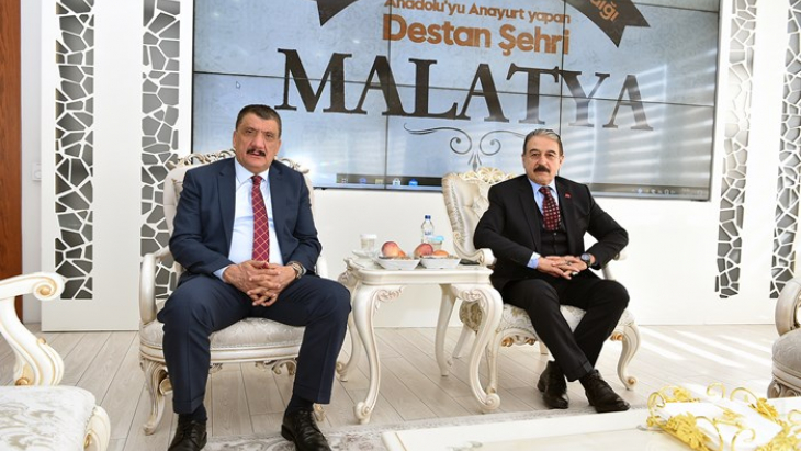 Keskin, Selahattin Başkanın Yaptığı Hizmetleri Esnaf Ve Vatandaşlar Anlatıp Teşekkür Ediyorlar