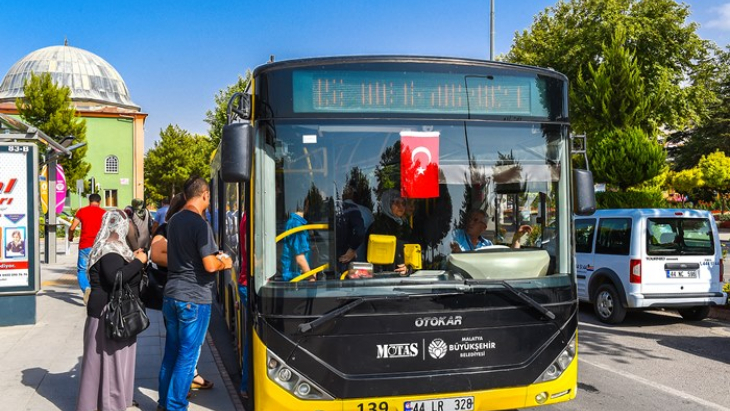 YKS’ye Girecek Öğrencilere Ulaşım Ücretsiz